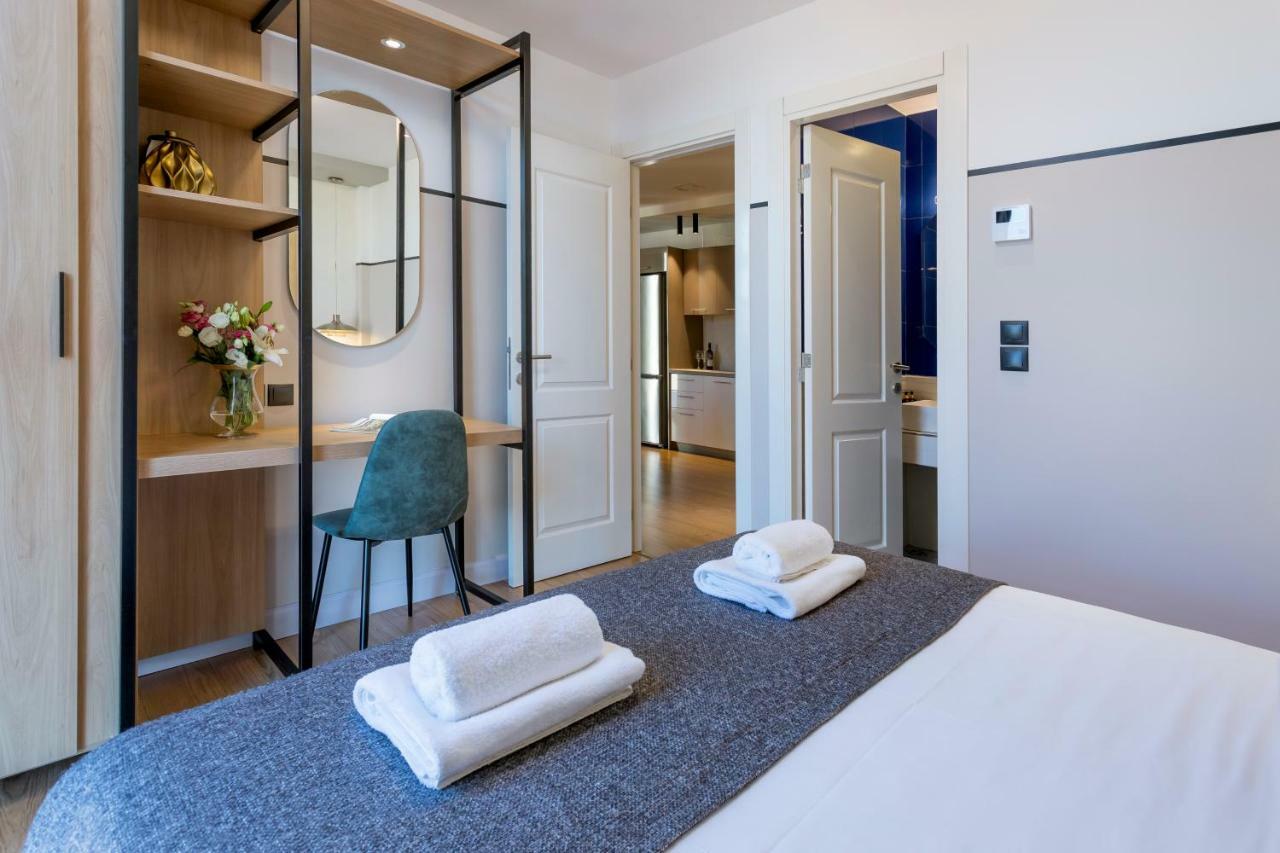 The Pinnacle Atény Exteriér fotografie A bedroom at the hotel
